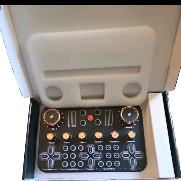 Live Streaming Audio Mixer Broadcast Voice Changer Sound Live Sound Card Type C - Picture 3 of 3